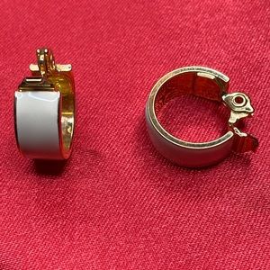 Vintage-Monet-Earrings-gold tone—clip on 1”